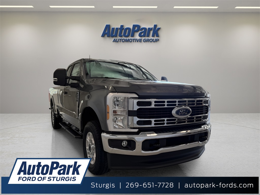2026 Ford F-250 Super Duty XL's photo
