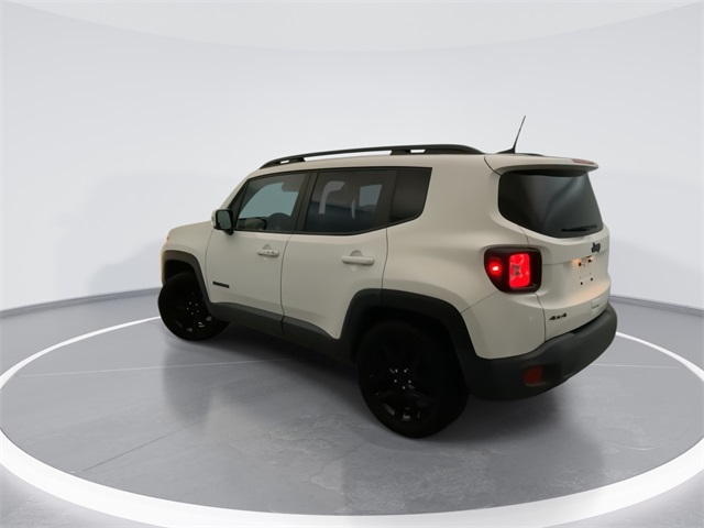 2018 Jeep Renegade Latitude North Edition photo 2