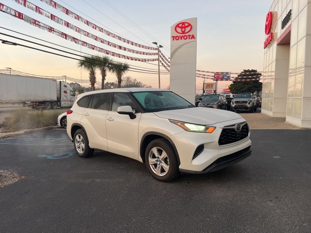 2020 Toyota Highlander L's photo
