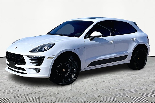 2016 Porsche Macan S's photo