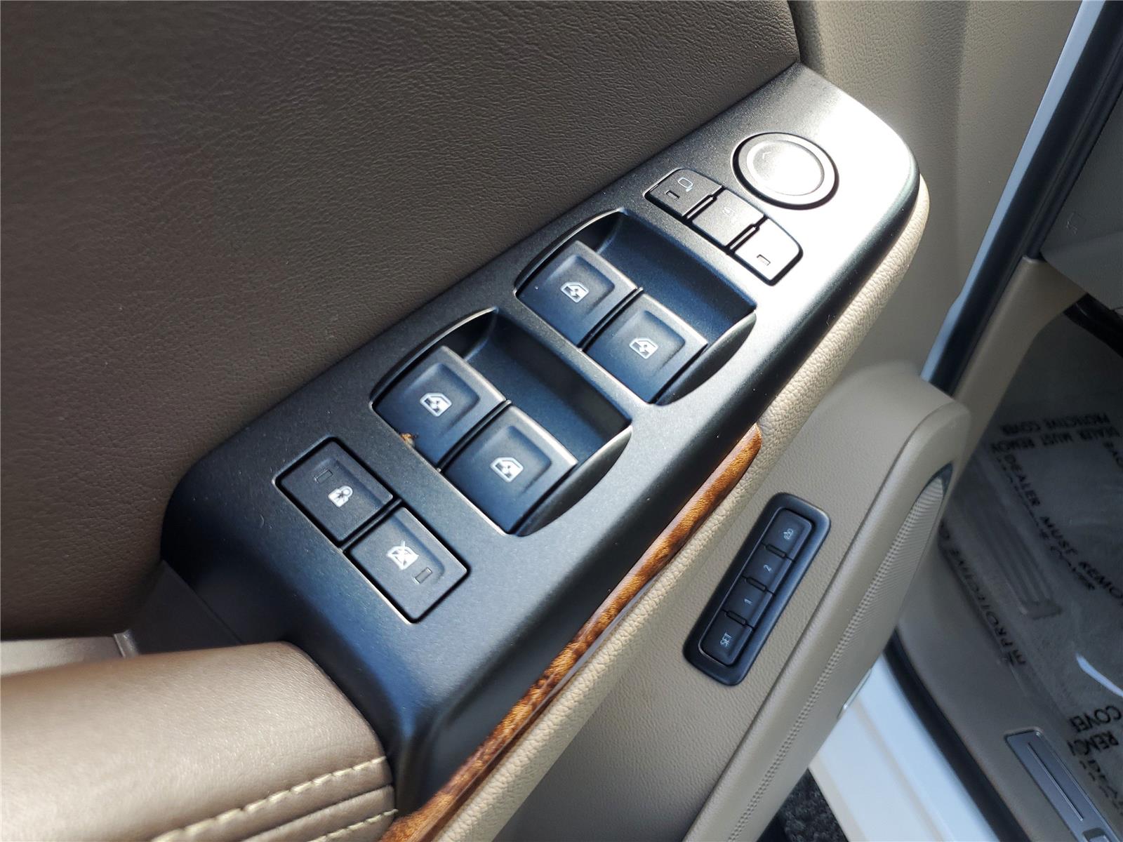 2020 Chevrolet Tahoe Premier photo 16
