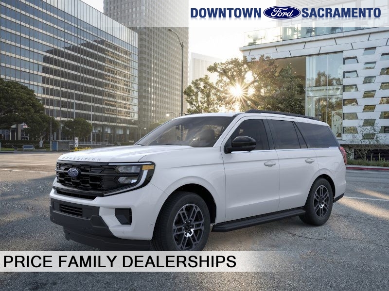 2025 Ford Expedition Active's photo