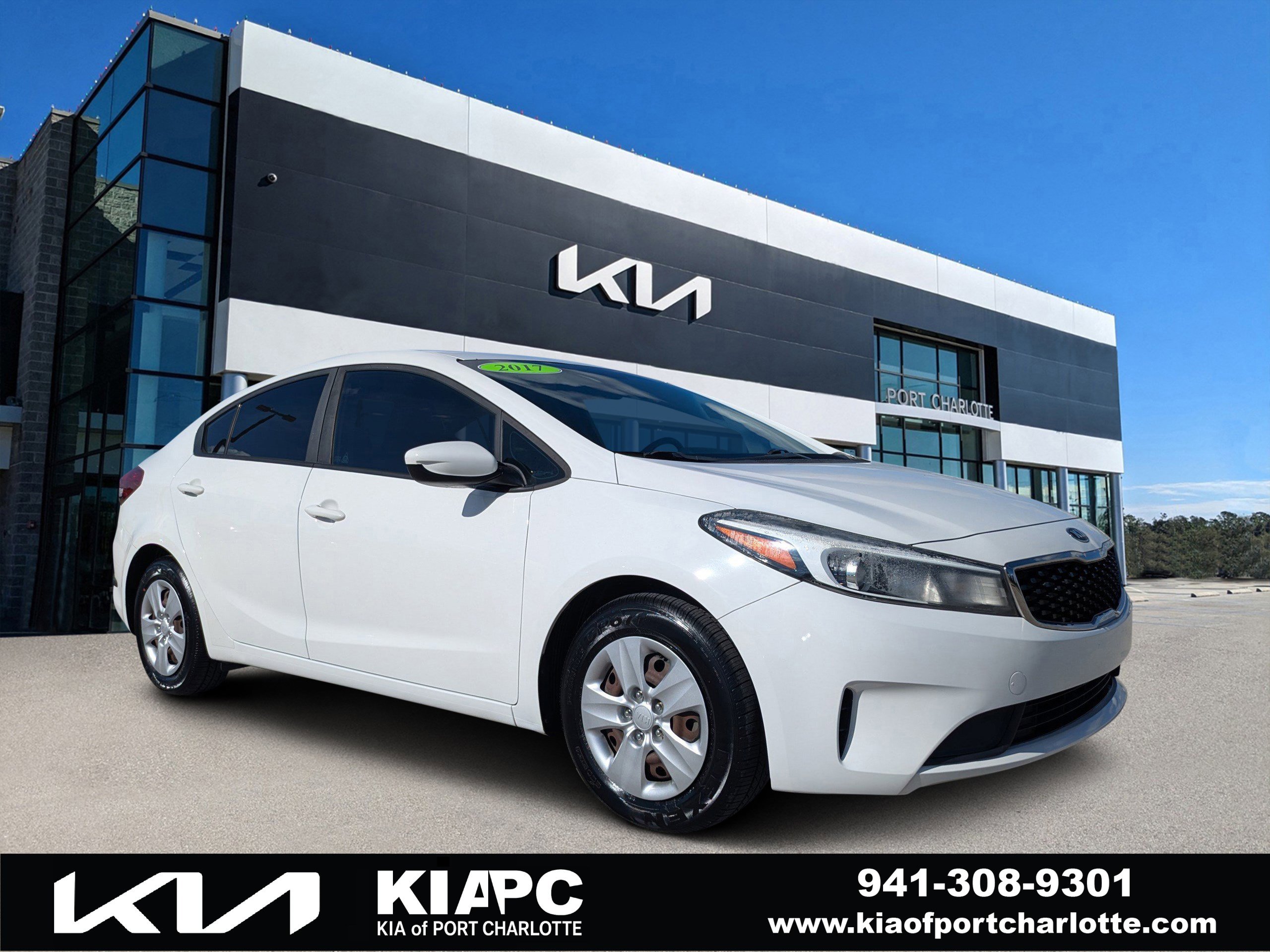 2017 Kia Forte LX's photo