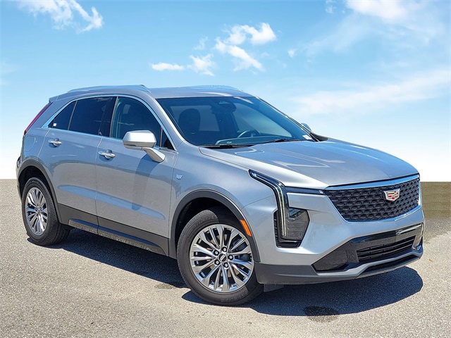 2024 Cadillac XT4 Premium Luxury