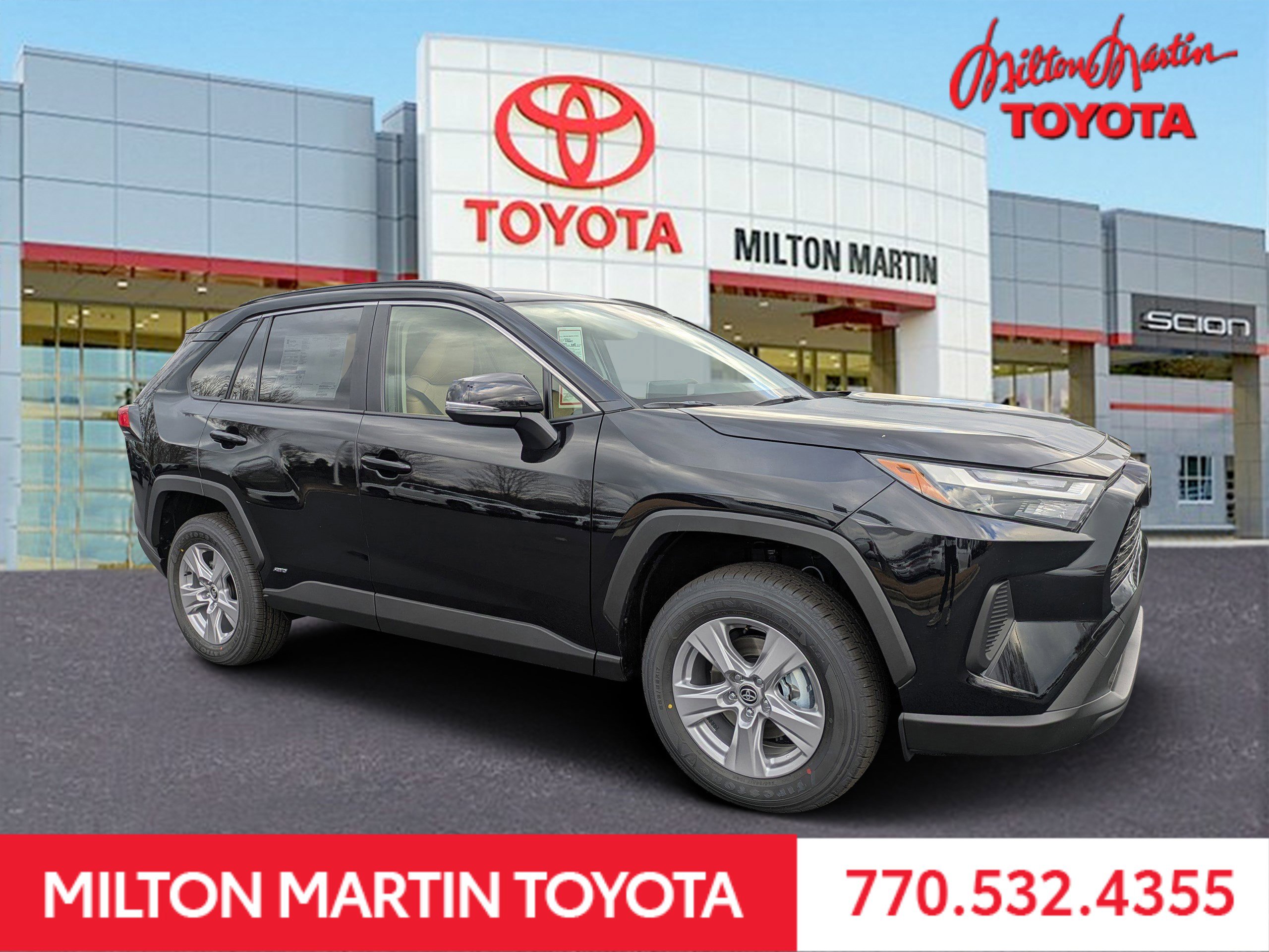 2025 Toyota RAV4 LE's photo