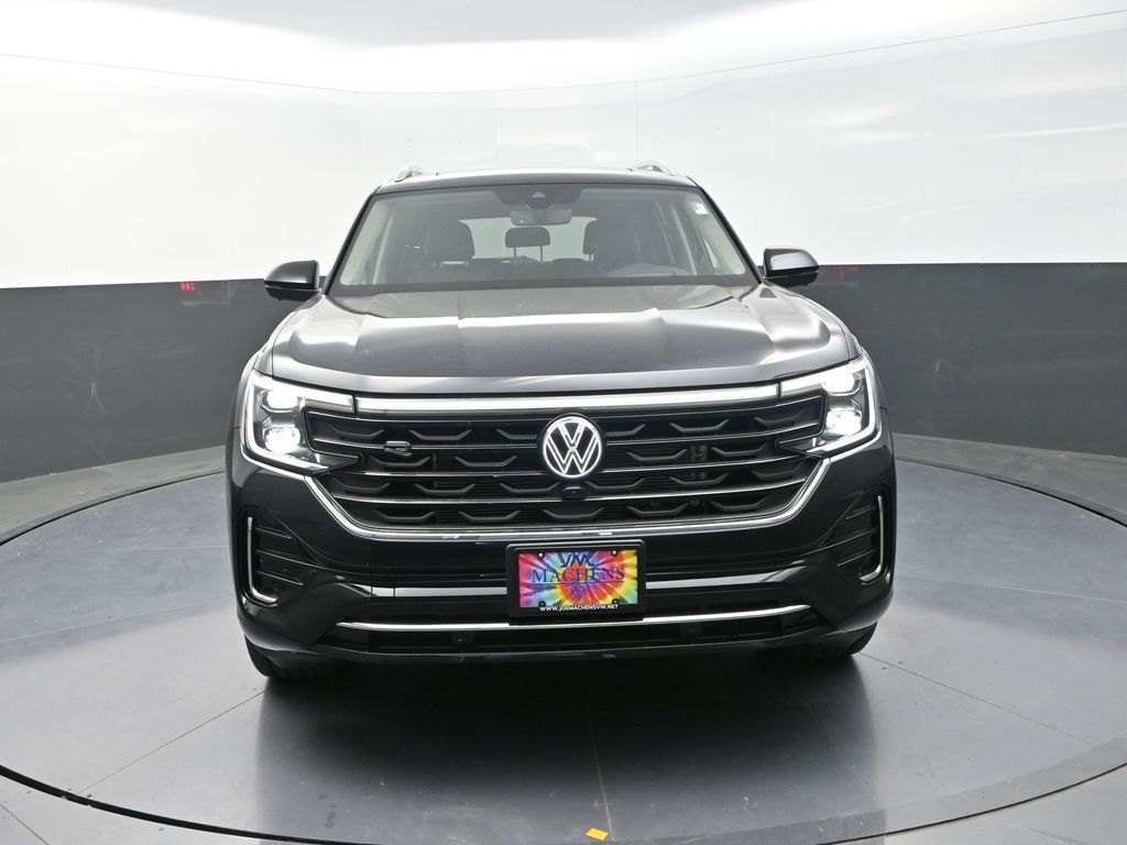 2025 Volkswagen Atlas SEL Premium R-Line photo 2