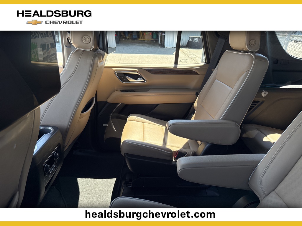2024 Chevrolet Tahoe Premier photo 3