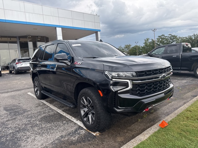 2021 Chevrolet Tahoe Z71 photo 2