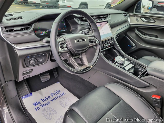 2024 JEEP GRAND CHEROKEE - Image 9