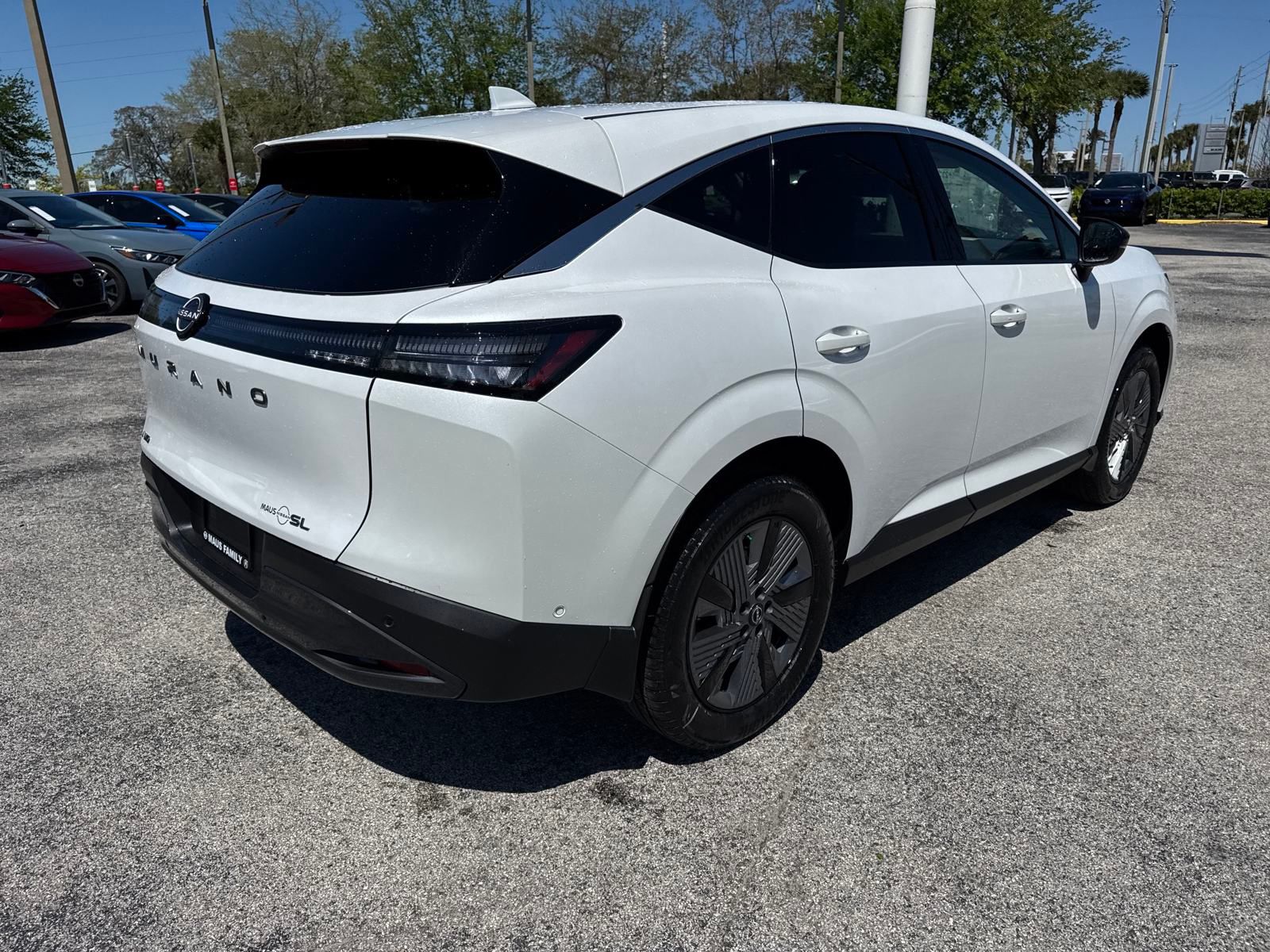 2025 Nissan Murano SL photo 3