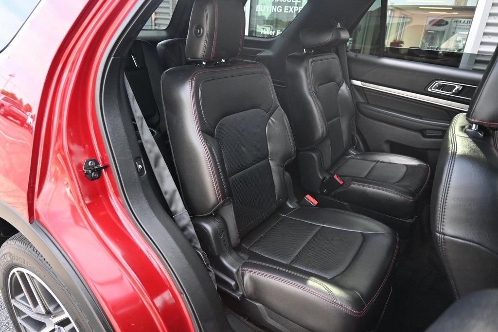 2018 Ford Explorer Sport photo 25
