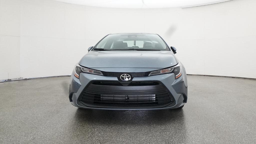 2025 Toyota Corolla LE photo 2