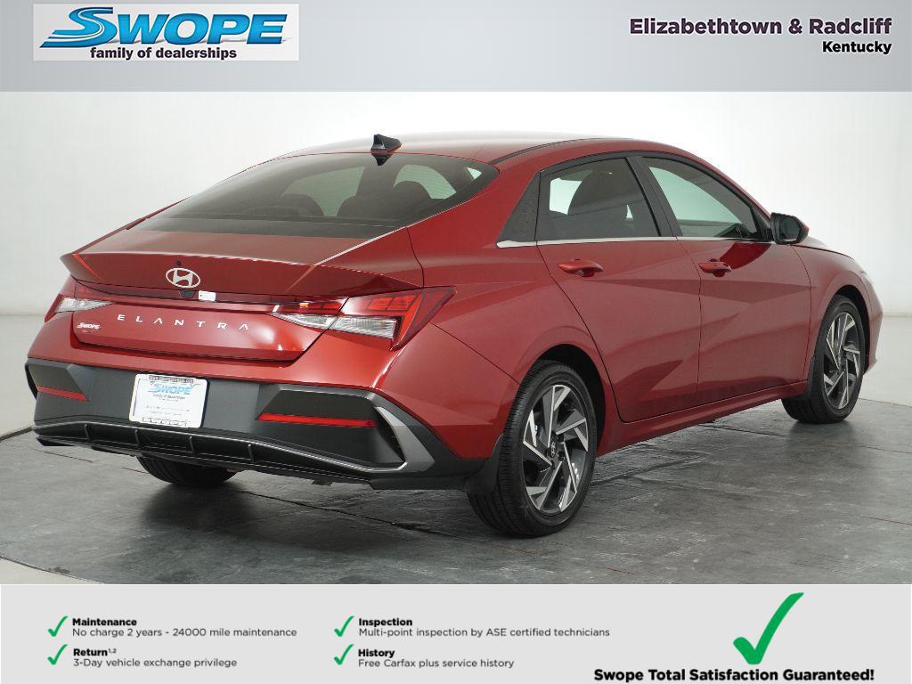 2025 Hyundai Elantra SEL Convenience photo 3