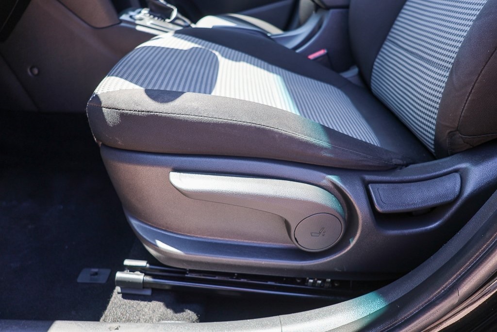 2019 Hyundai Kona SE photo 16