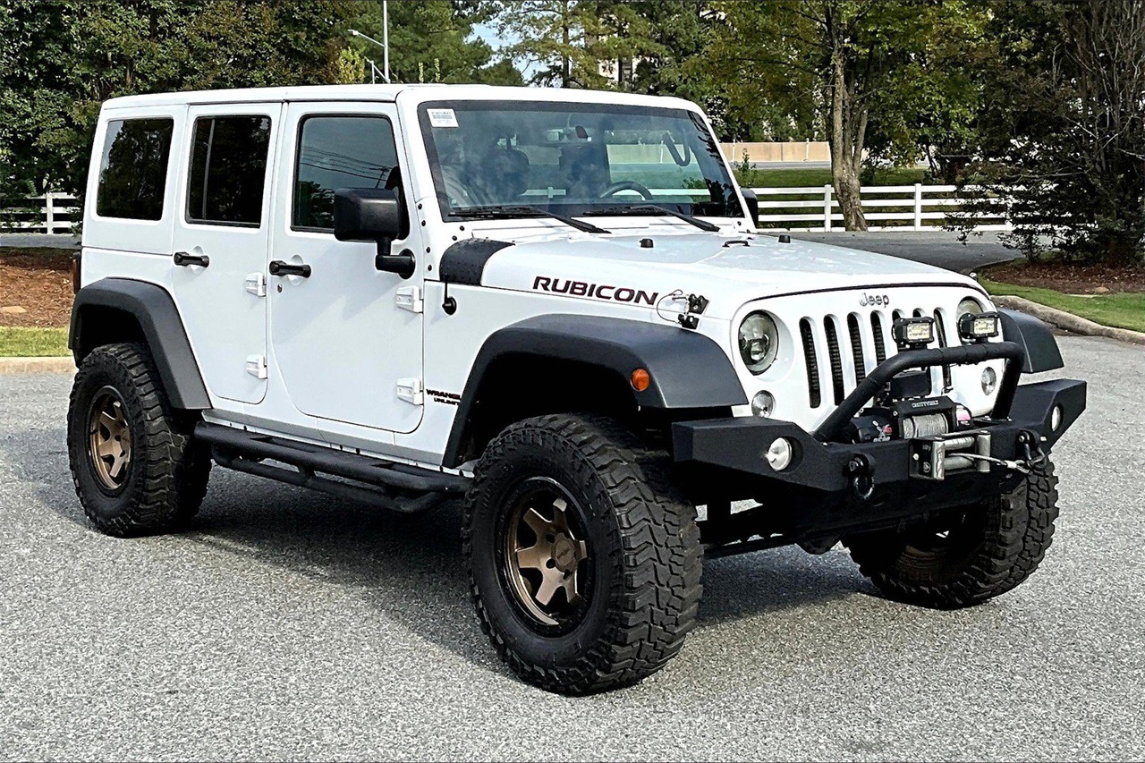 2018 Jeep Wrangler Unlimited Rubicon photo 2