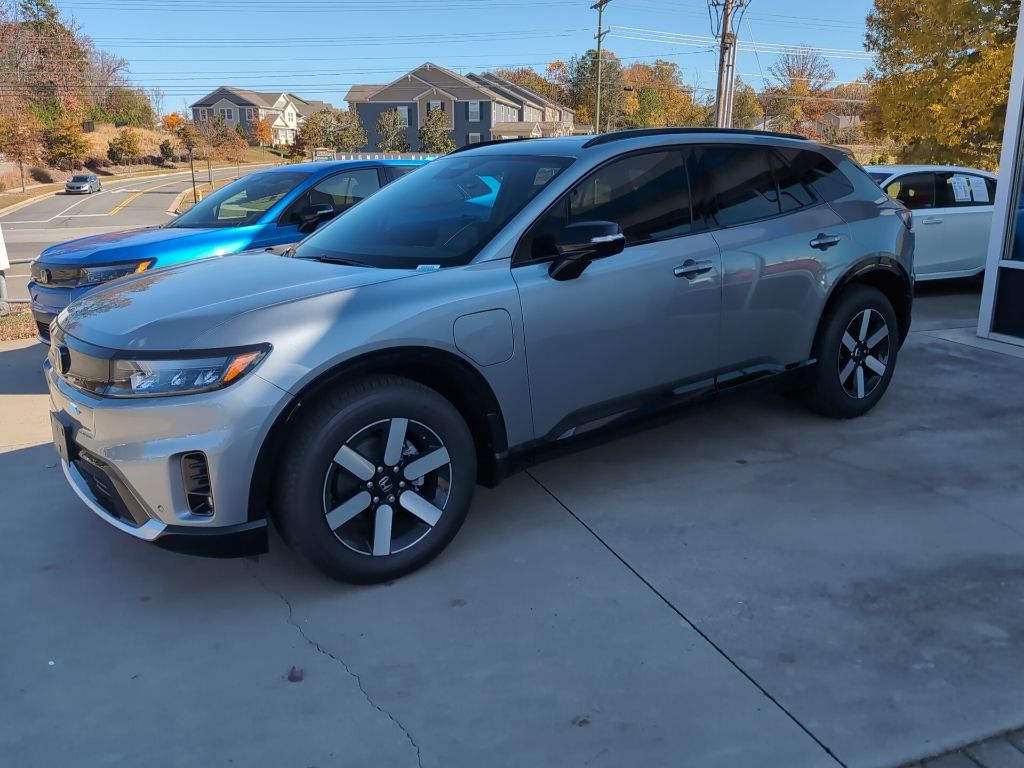 2025 Honda Prologue Touring photo 3