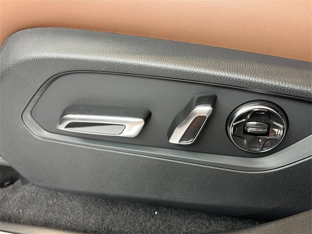 2025 Acura RDX Advance photo 13