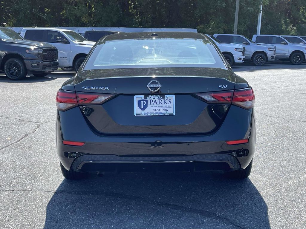 2024 Nissan Sentra SV photo 4