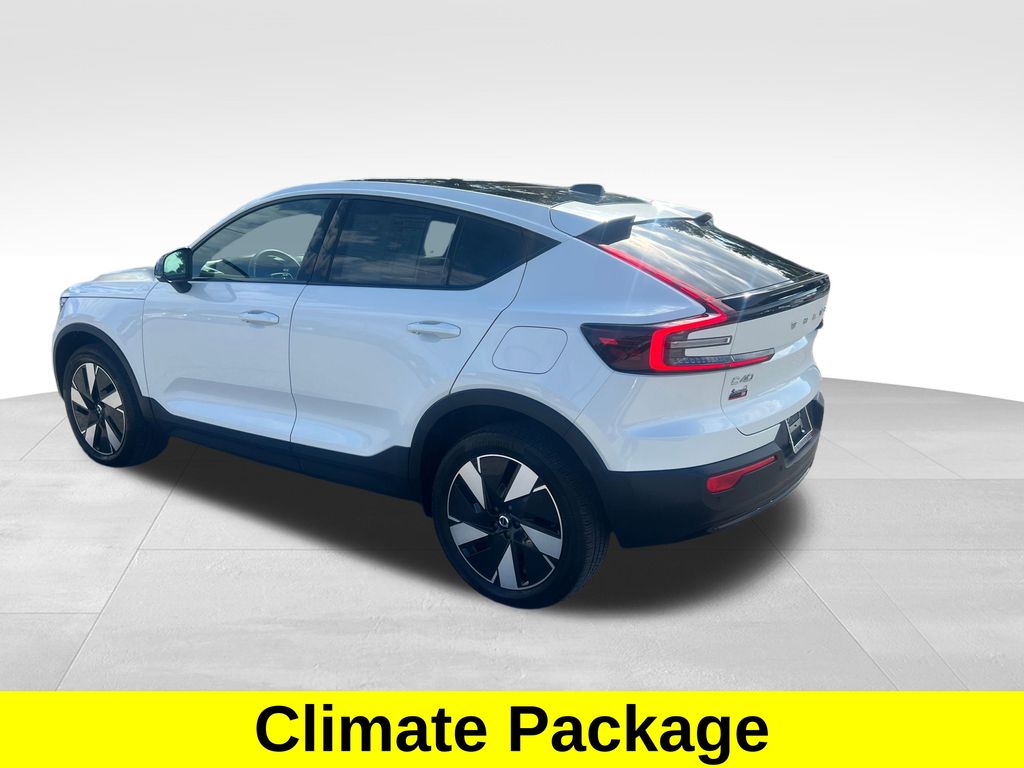 2024 Volvo C40 Recharge photo 3