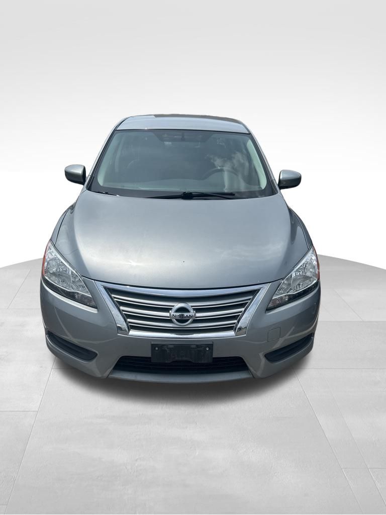 2013 Nissan Sentra SV photo 2