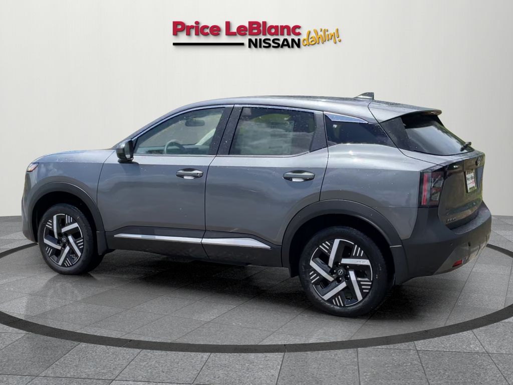 2025 Nissan Kicks SV photo 4