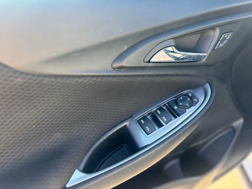 2023 Chevrolet Malibu 1LT photo 8