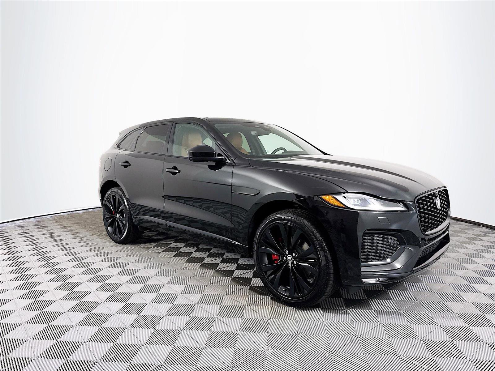 2026 Jaguar F-PACE P400 R-Dynamic S photo 3