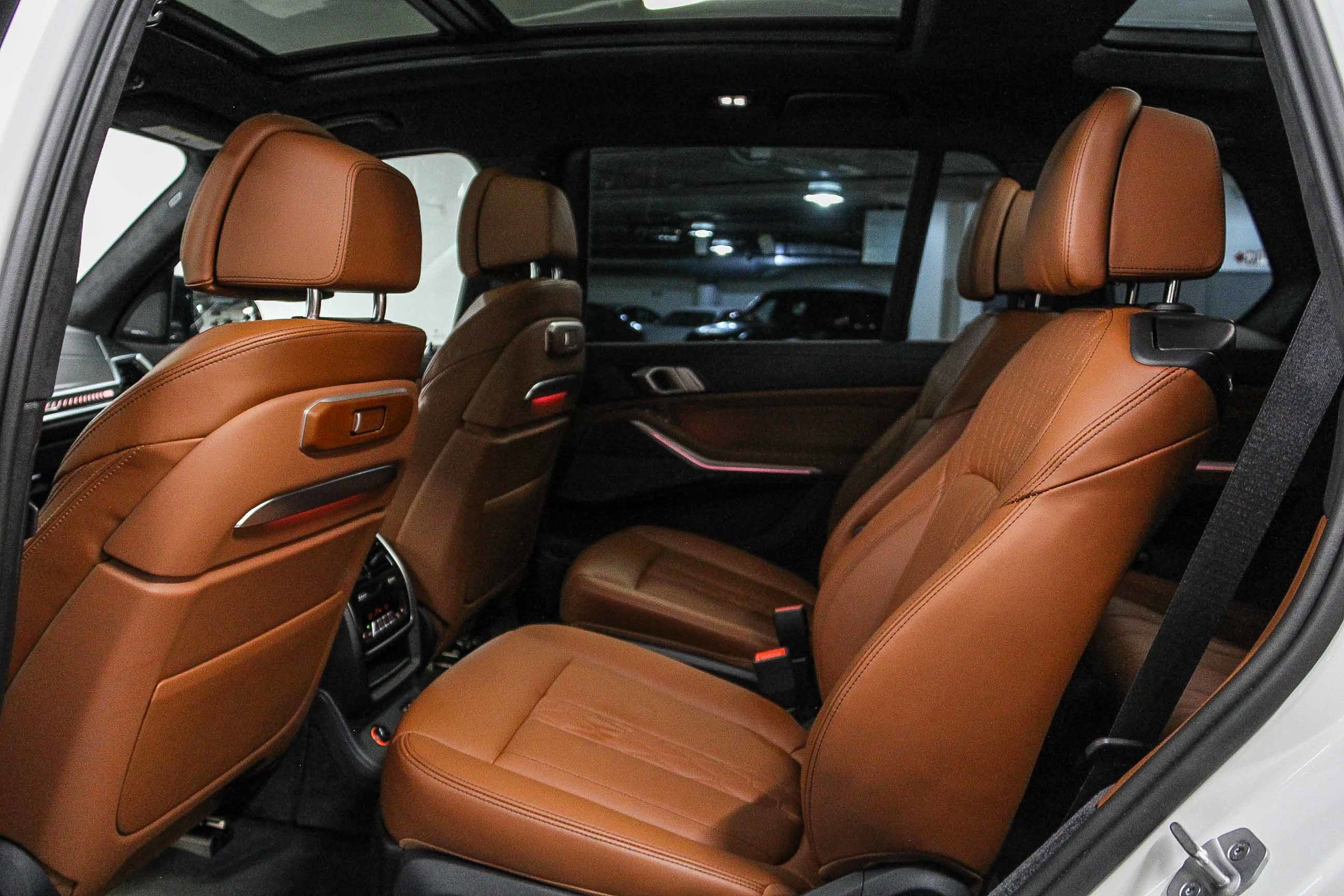 2025 Bmw X7 M60i photo 17