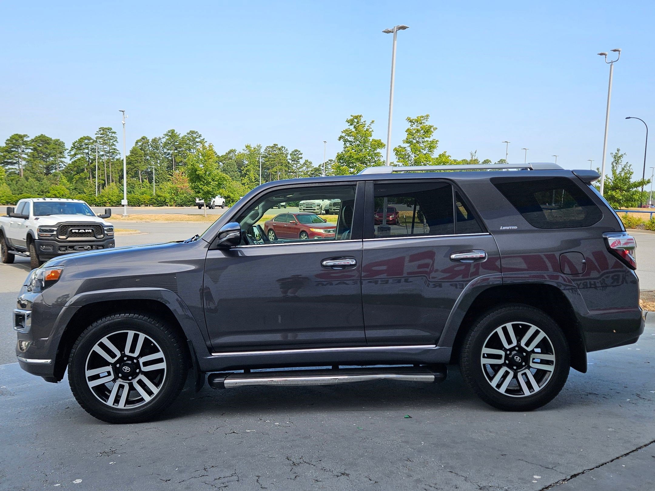 2019 Toyota 4Runner Limited photo 3