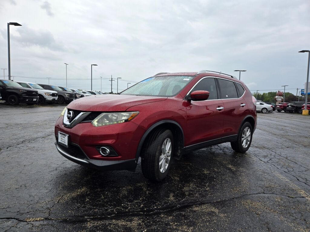 2016 Nissan Rogue SV photo 3