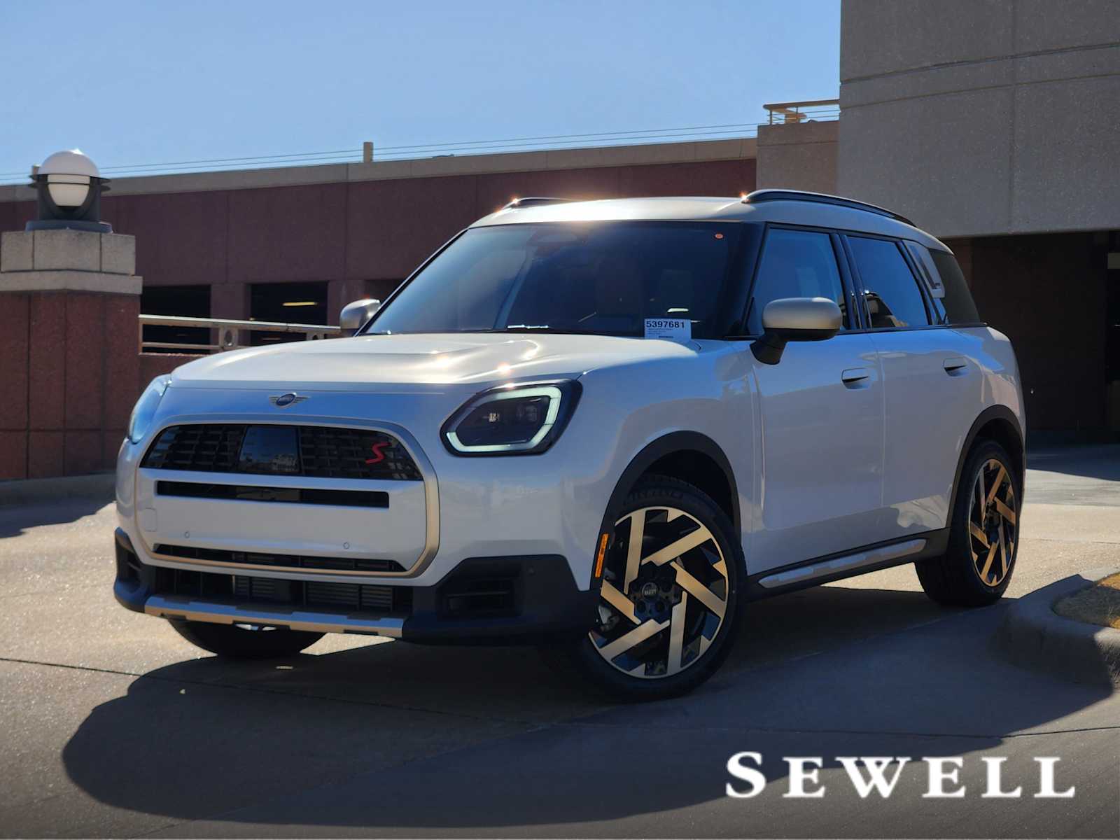 2026 MINI Countryman S's photo