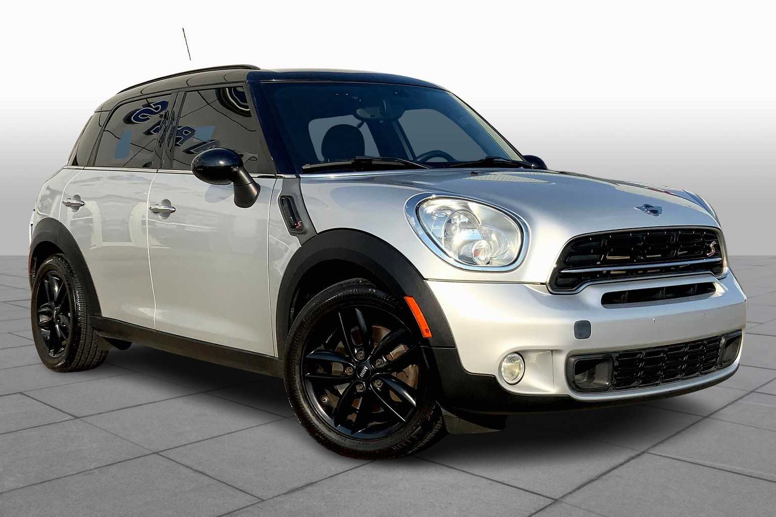 2016 Mini Countryman S photo 2