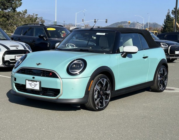 2026 MINI Convertible S's photo