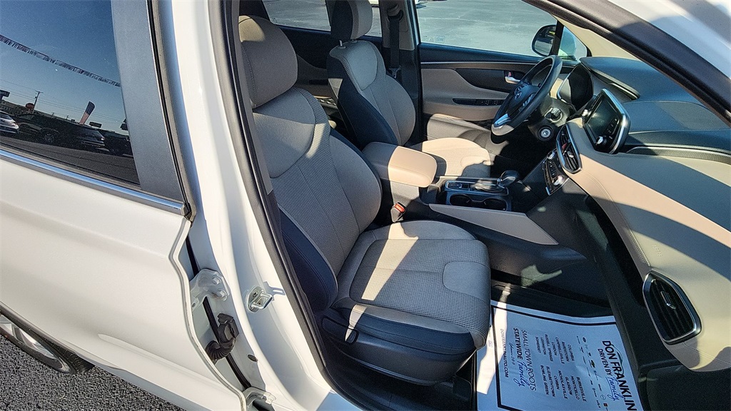 2020 Hyundai Santa Fe SE photo 26