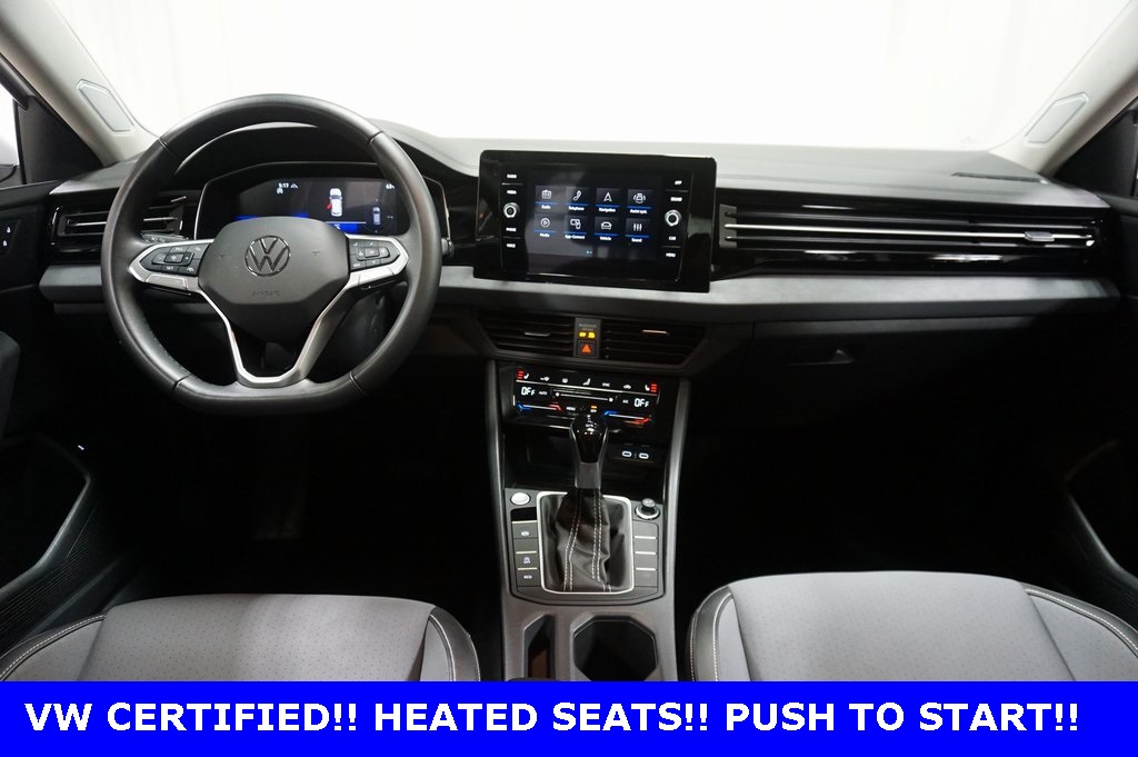 2025 Volkswagen Jetta 1.5T SE photo 2