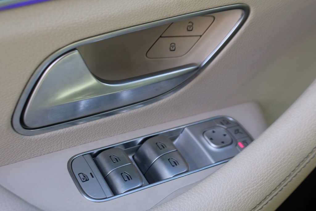 2024 Mercedes Benz GLE 350 4MATIC photo 10