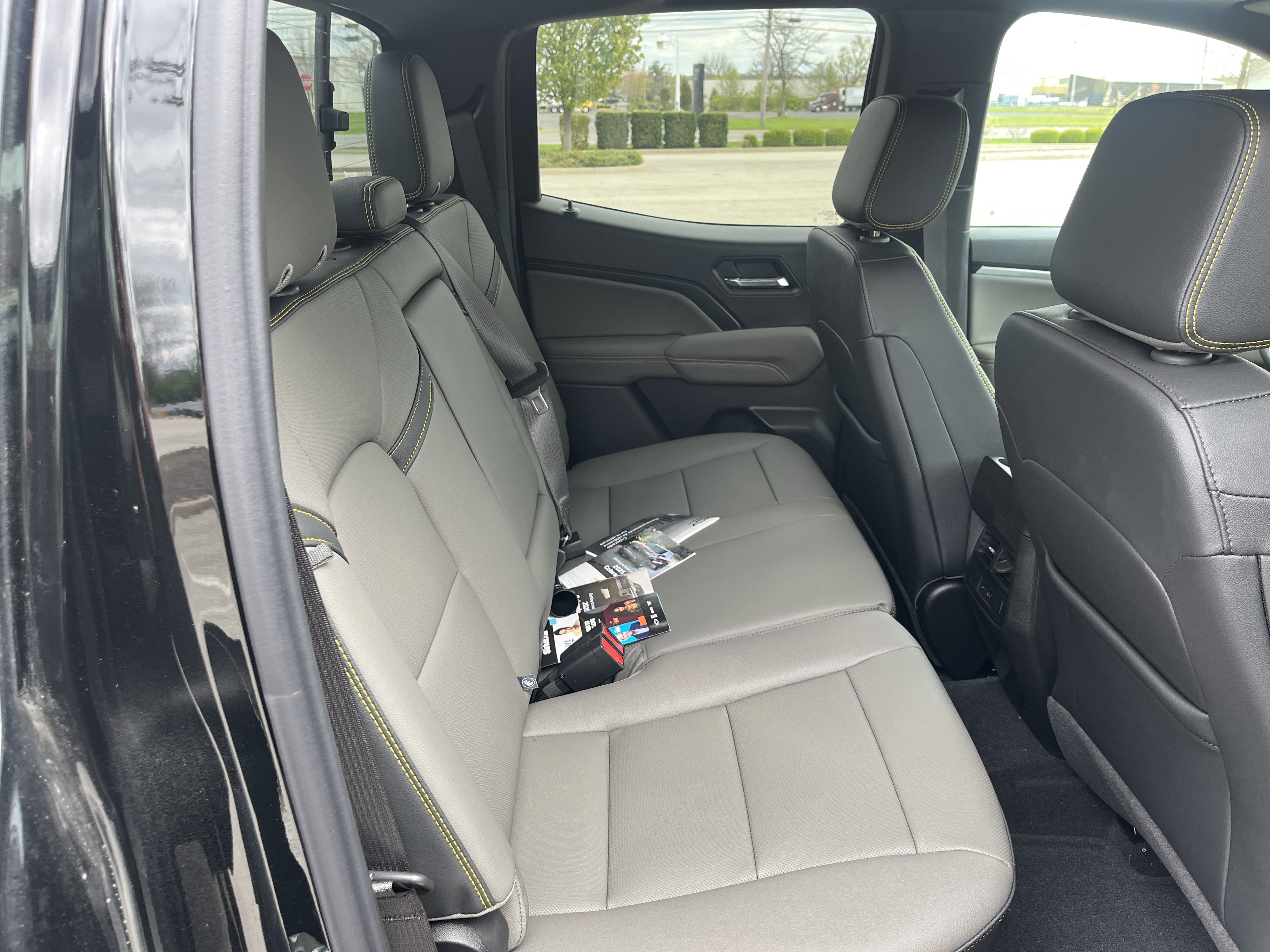 2025 Chevrolet Colorado ZR2 photo 10