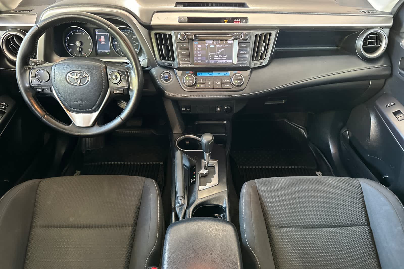 2018 Toyota RAV4 XLE photo 3