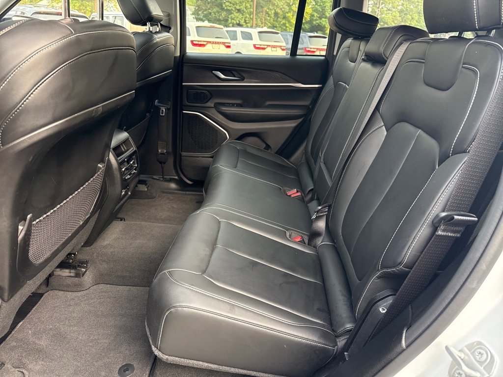 2022 Jeep Grand Cherokee Limited photo 22