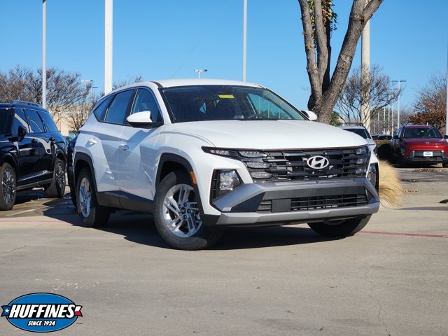 2026 Hyundai Tucson SE's photo