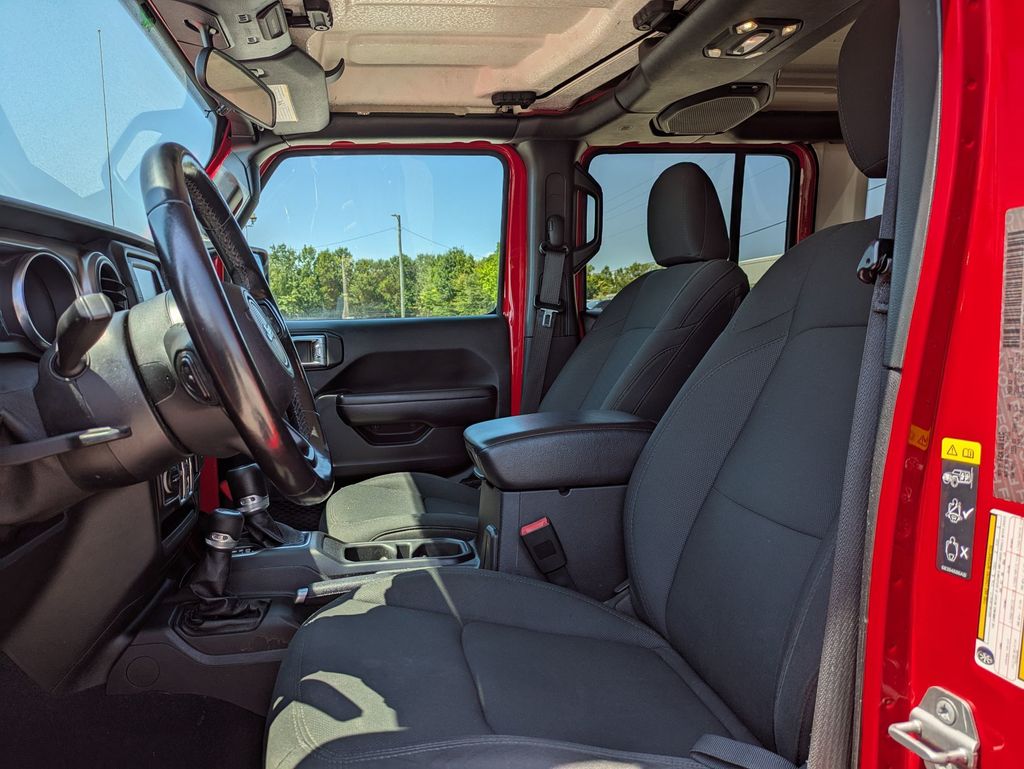 2020 Jeep Wrangler Unlimited Willys photo 12