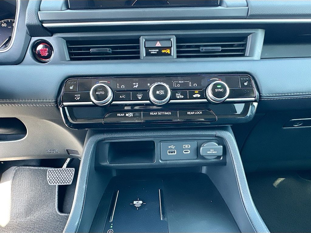 2025 Honda Pilot Touring photo 14