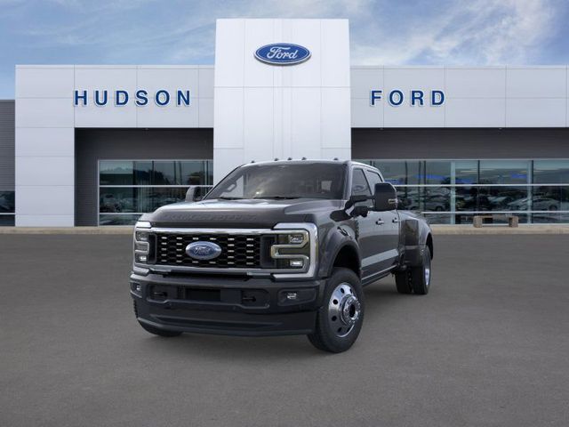 2026 Ford F-450 photo 2