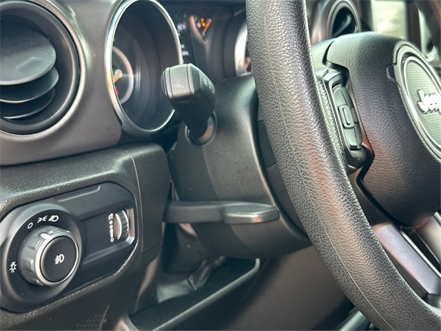 2023 Jeep Wrangler Willys photo 27