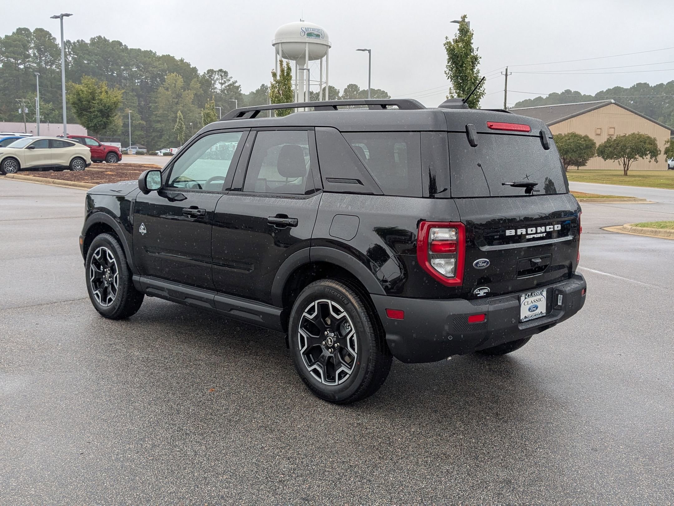 2025 Ford Bronco Sport Outer Banks photo 7
