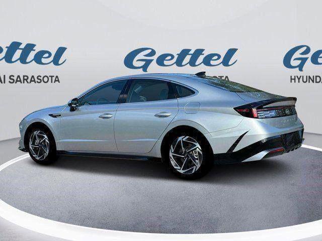 2025 Hyundai Sonata SEL Convenience photo 4