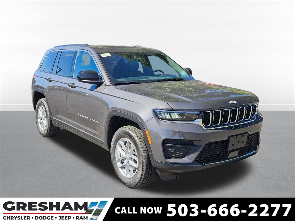 2025 Jeep Grand Cherokee Laredo's photo