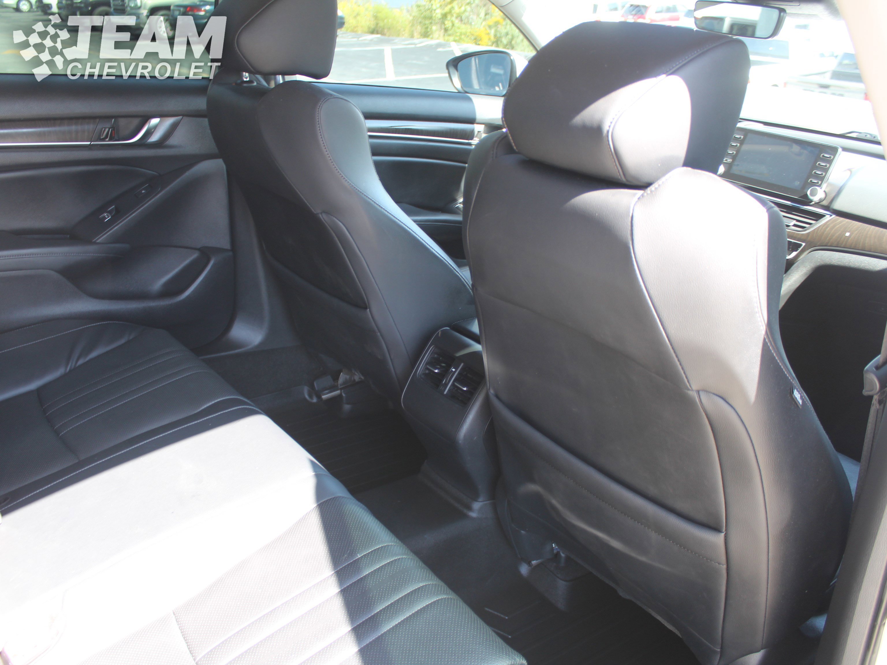 2018 Honda Accord Touring 1.5T photo 22