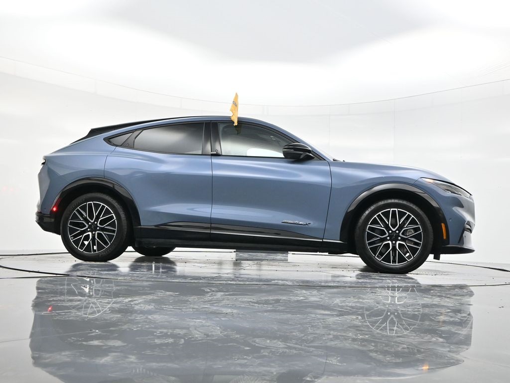 2024 Ford Mustang Mach-E Premium photo 43