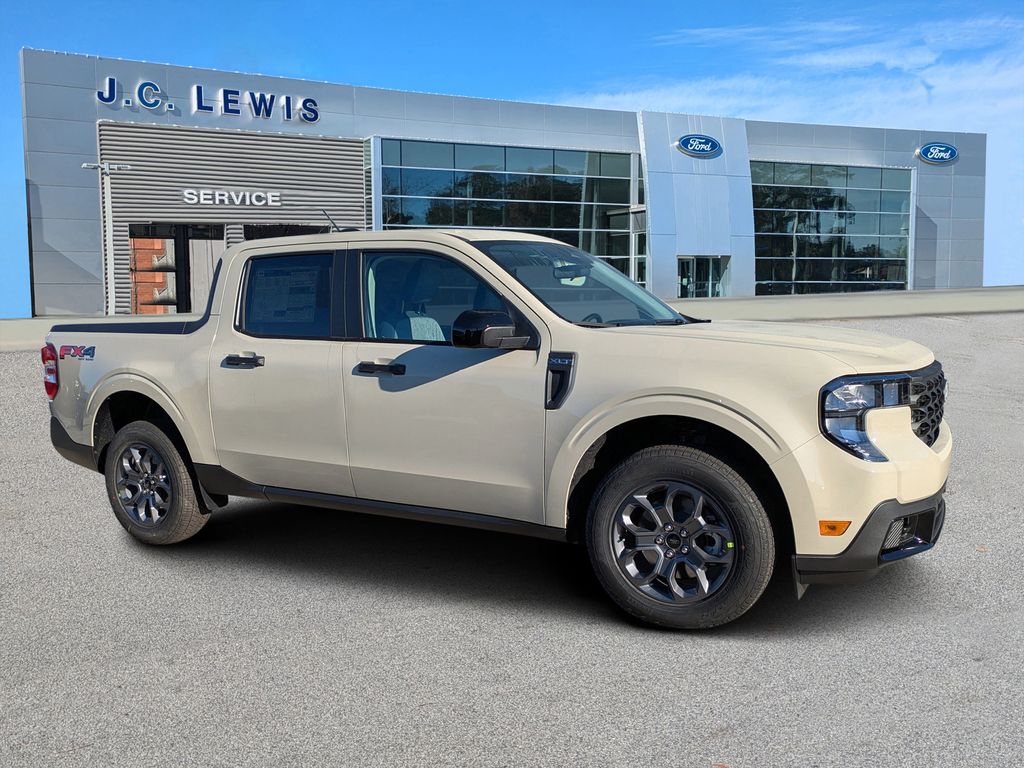 2025 Ford Maverick XLT's photo